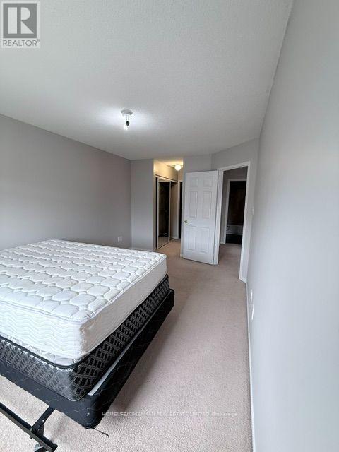 35 Linnell Street, Ajax, ON photo 12