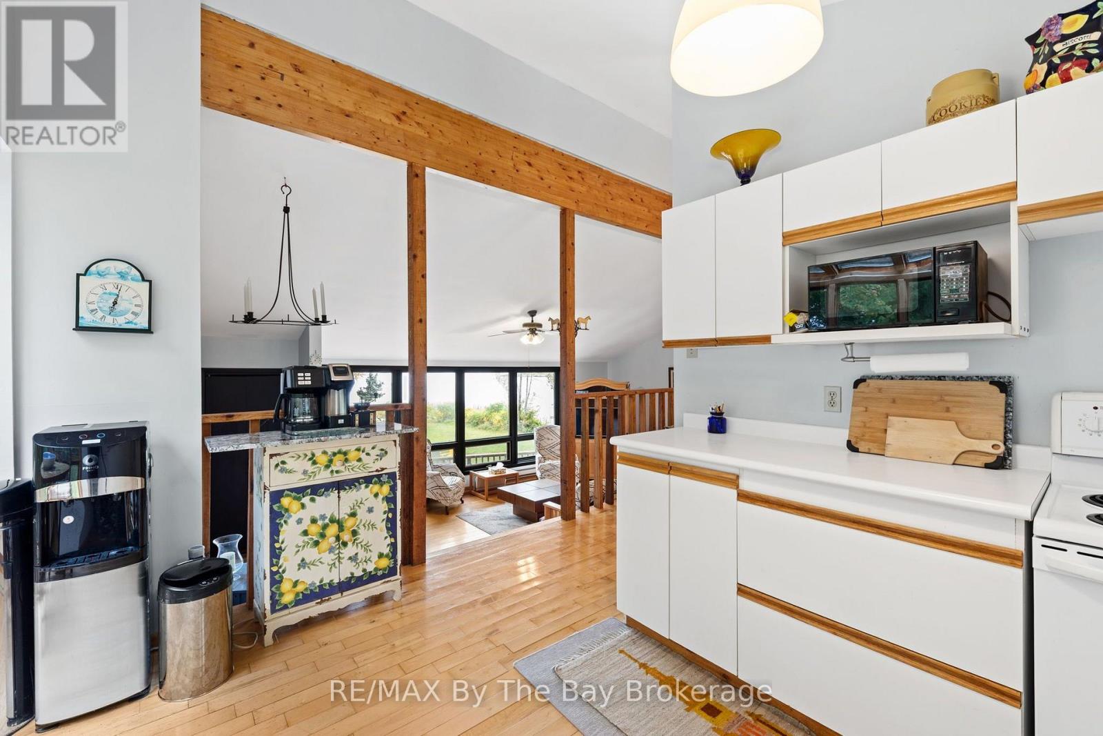 20 ISLAND 404/QUARRY ISLAND - 25