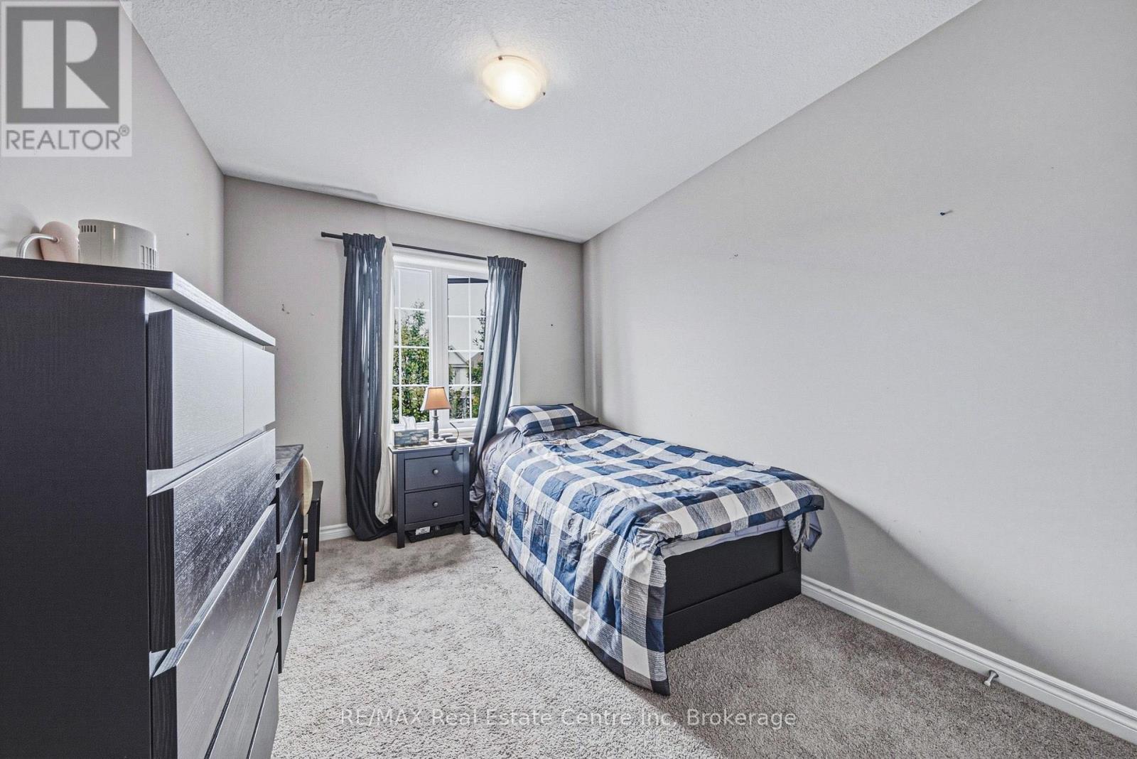 93 COULING CRESCENT - Image 20
