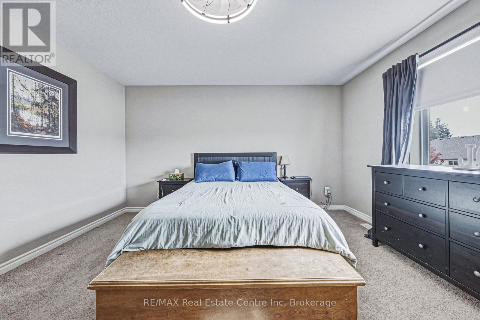 93 COULING CRESCENT - 25
