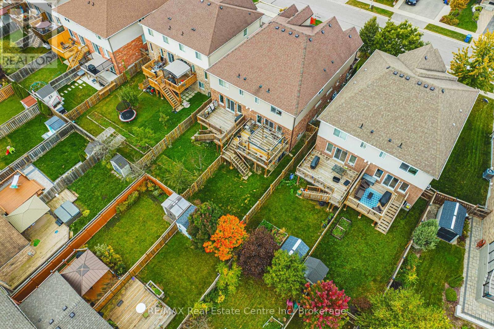 93 COULING CRESCENT - 37