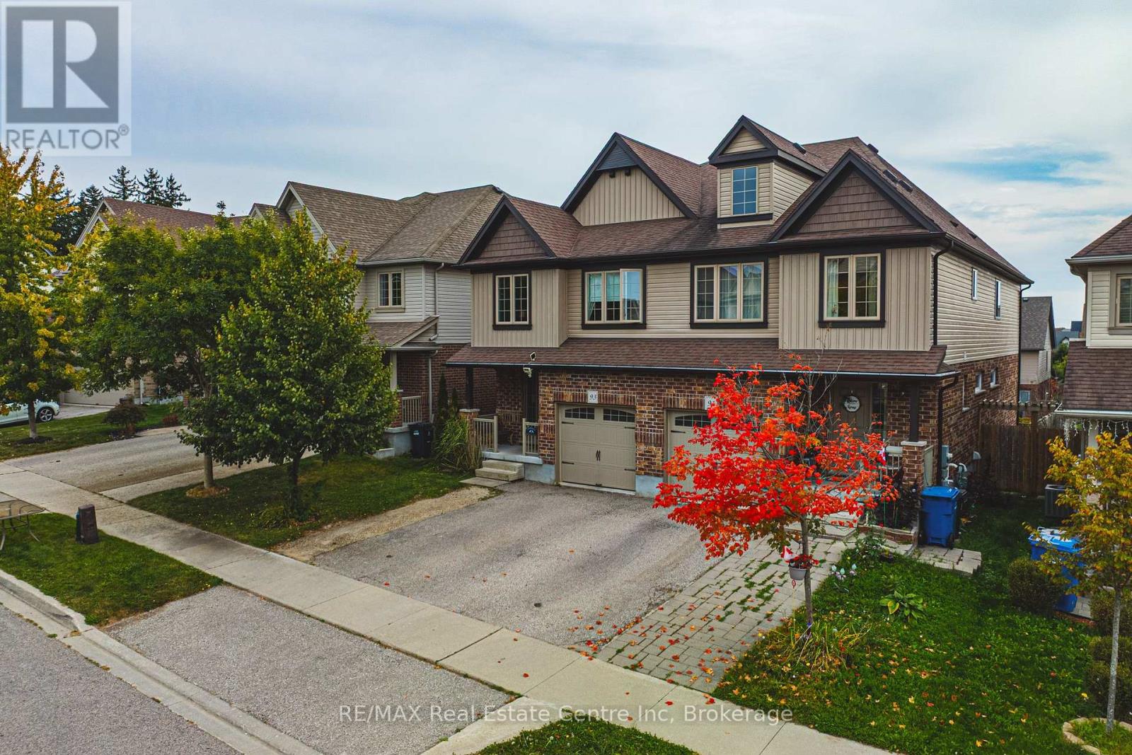 93 COULING CRESCENT - 39