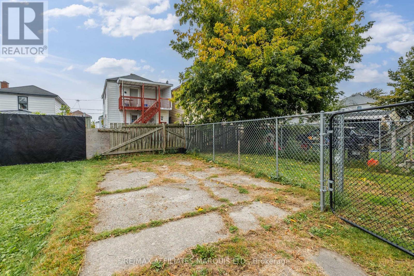 222 BELMONT STREET - 30