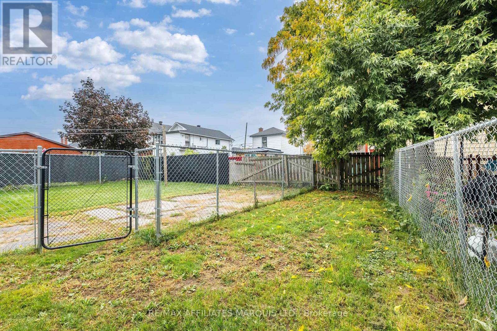 222 BELMONT STREET - 31