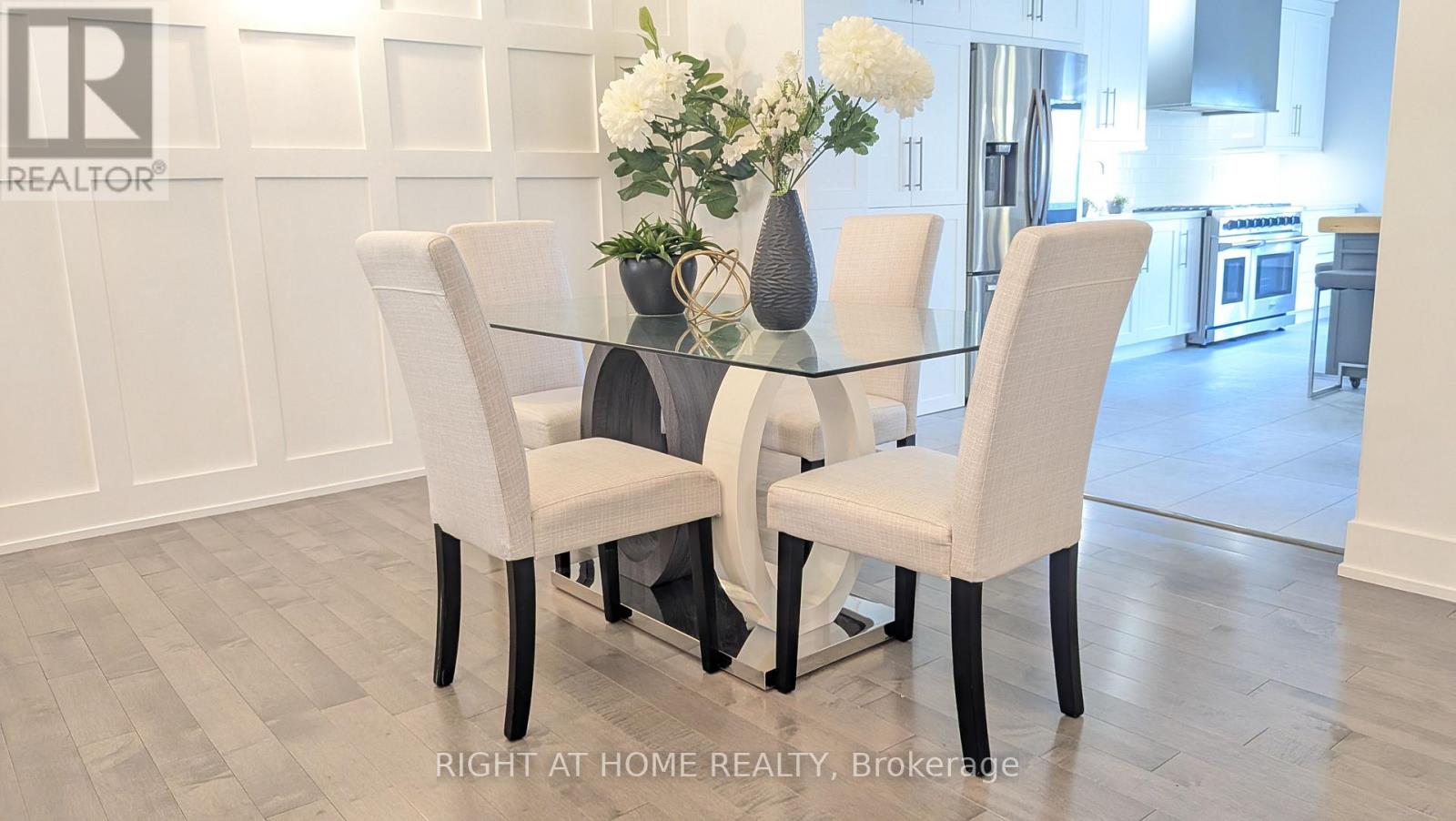 8 SUNSET STREET - 36