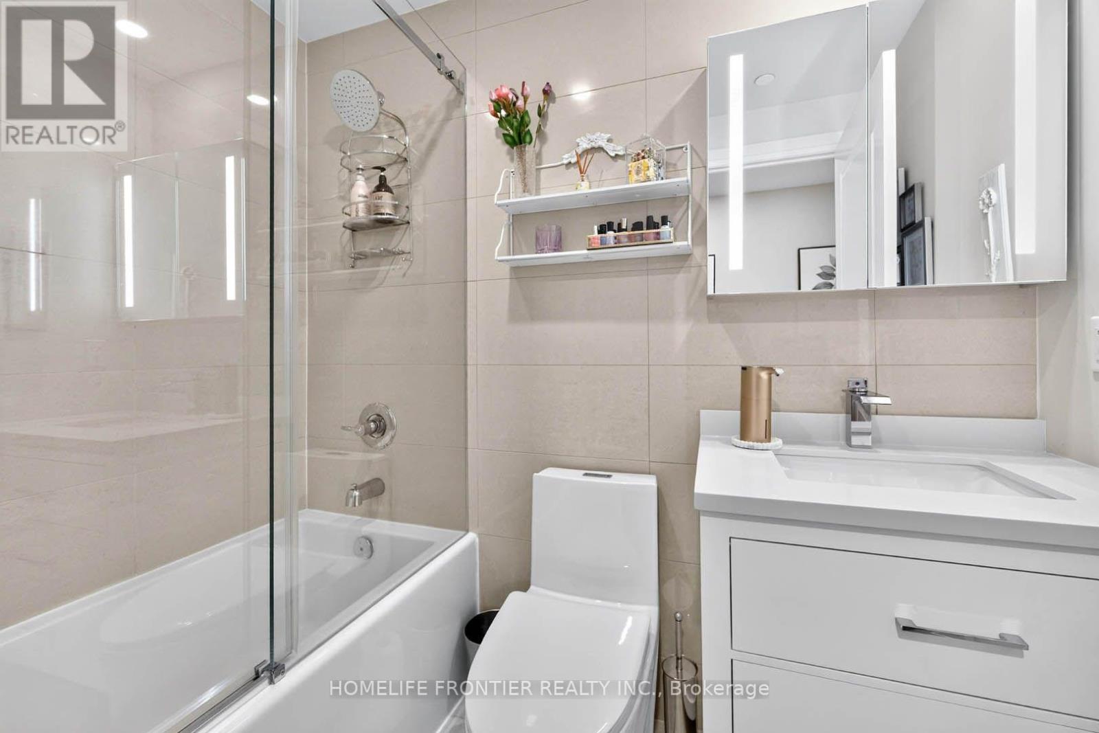 706- 2 Old Mill Drive, Toronto, ON photo 17