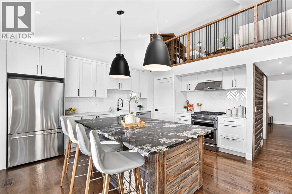 328 3 Street NE, Calgary