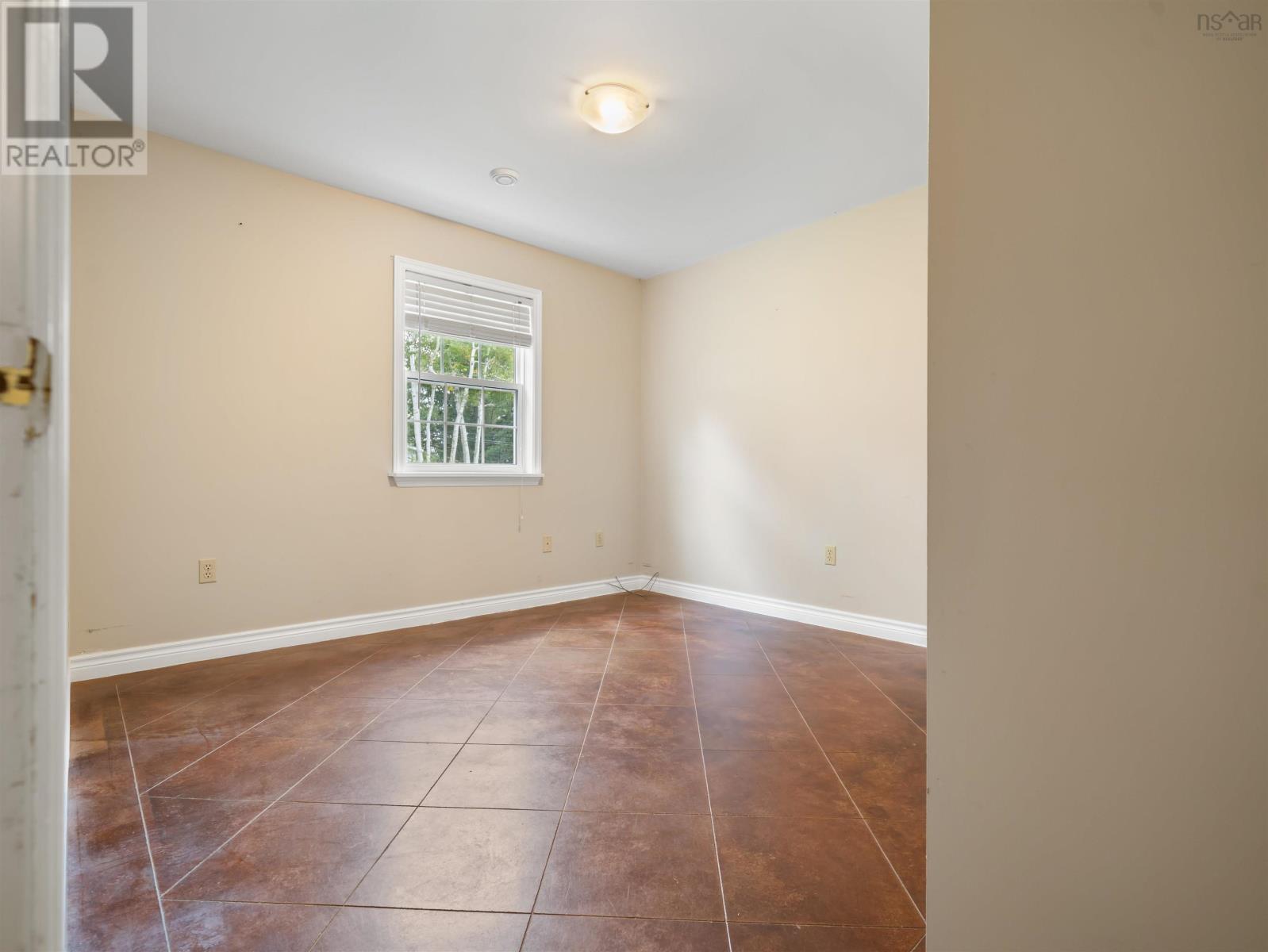 39 Arrow Head Crescent - Image 19