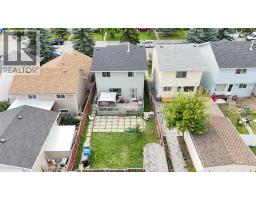136 Martindale Drive NE - photo 4