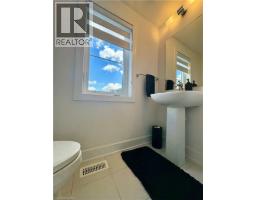 Kitchen - 10 Balladry Boulevard, Stratford, ON N5A0L5 Photo 9