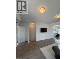 Living room - 10 Balladry Boulevard, Stratford, ON N5A0L5 Photo 7
