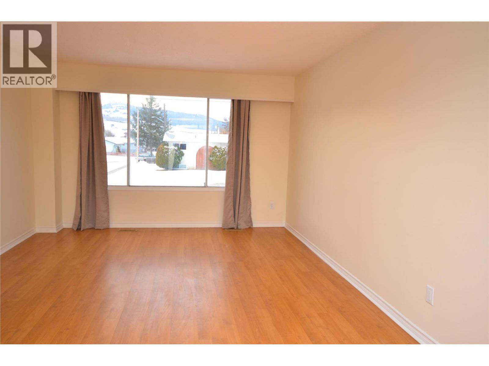 4501B 15 Avenue, Vernon