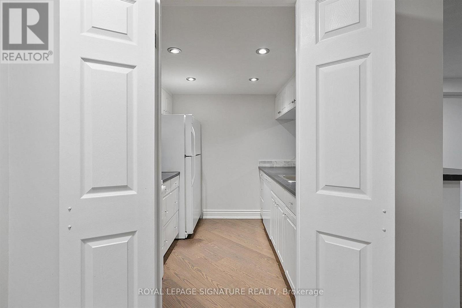 #101 2 RAYMERVILLE DRIVE - Image 16