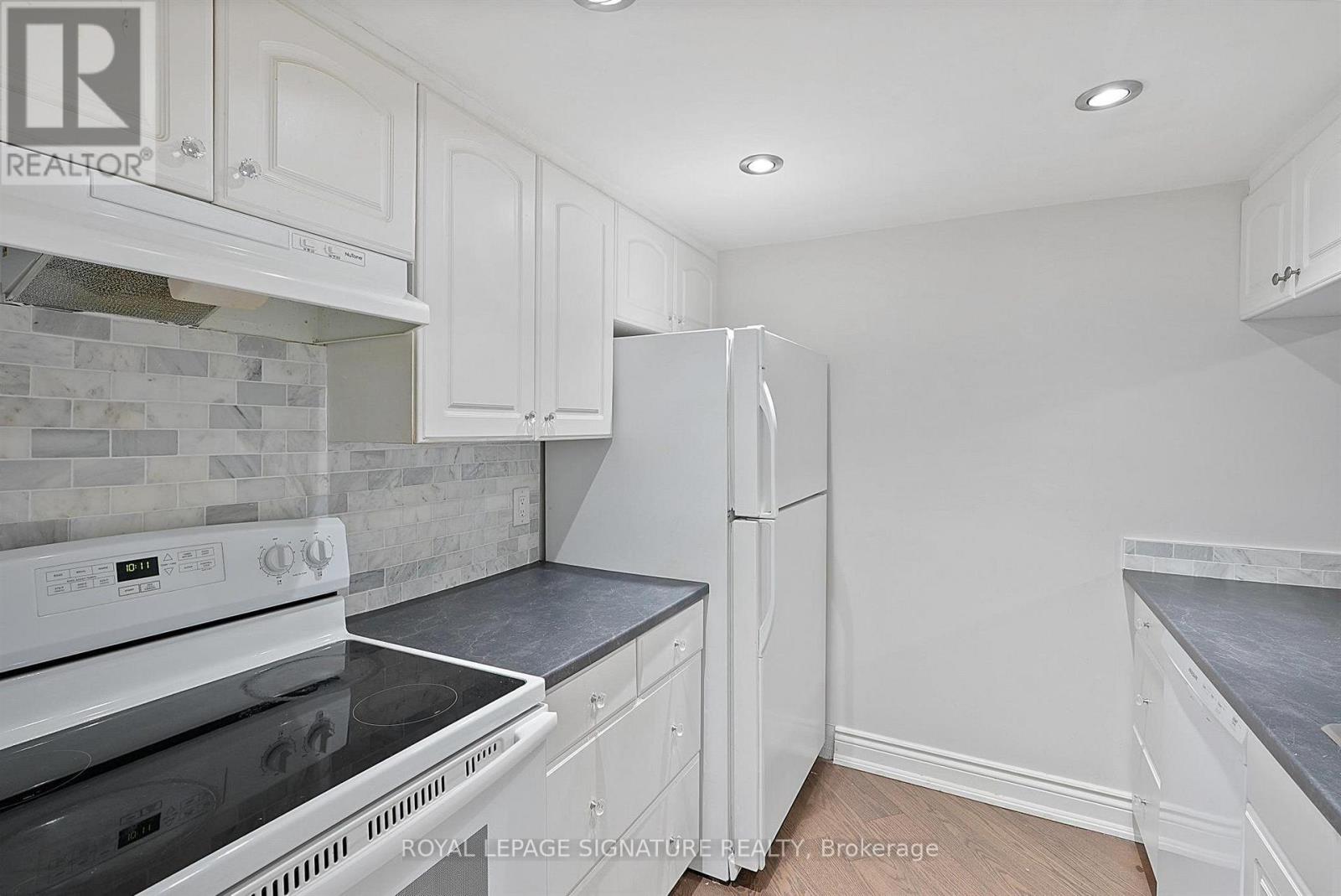 #101 2 RAYMERVILLE DRIVE - Image 17