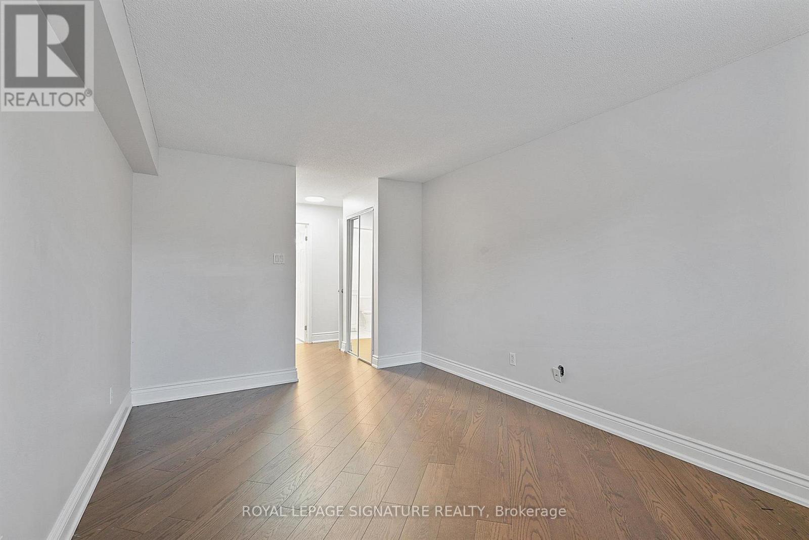 #101 2 RAYMERVILLE DRIVE - Image 26