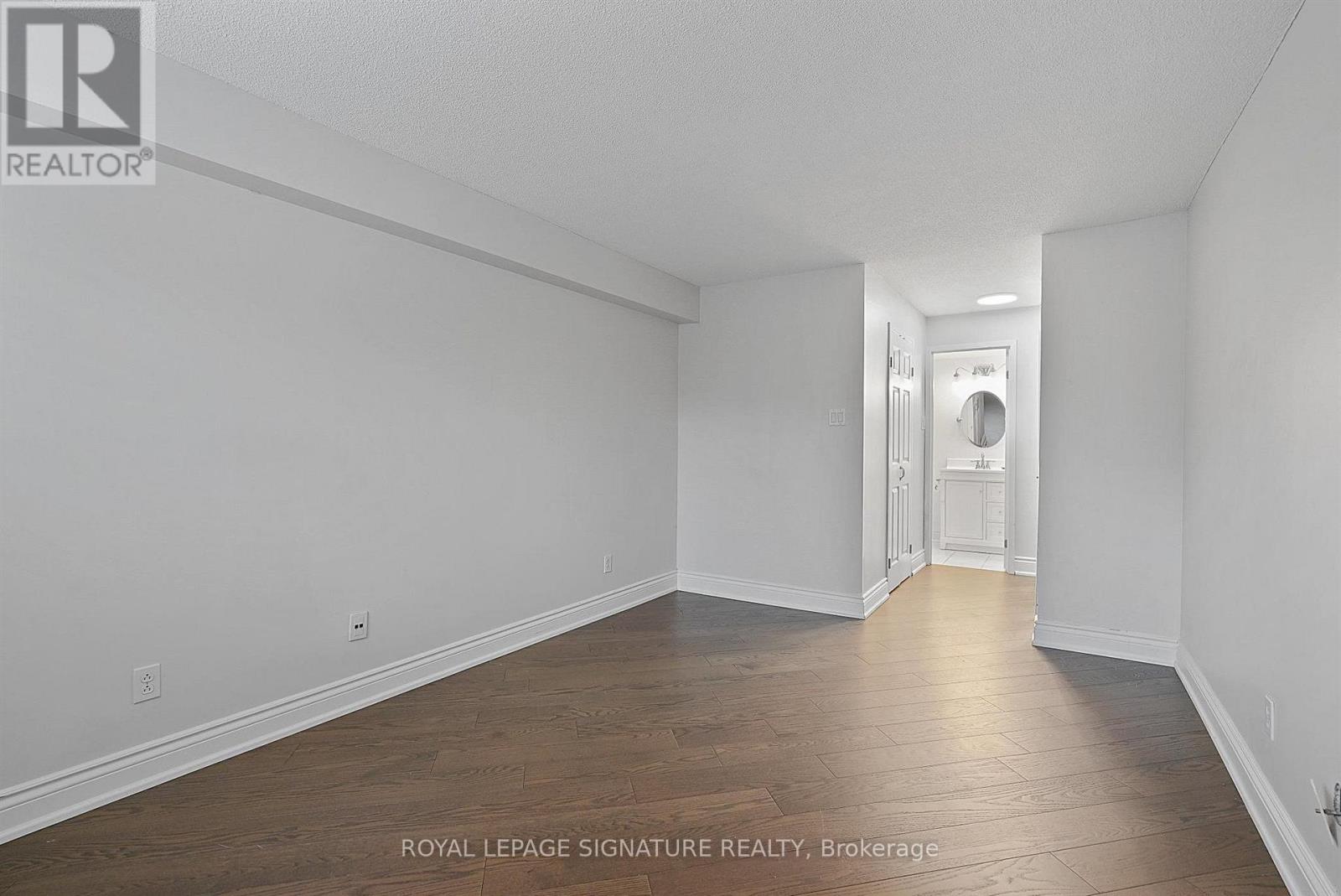 #101 2 RAYMERVILLE DRIVE - Image 27