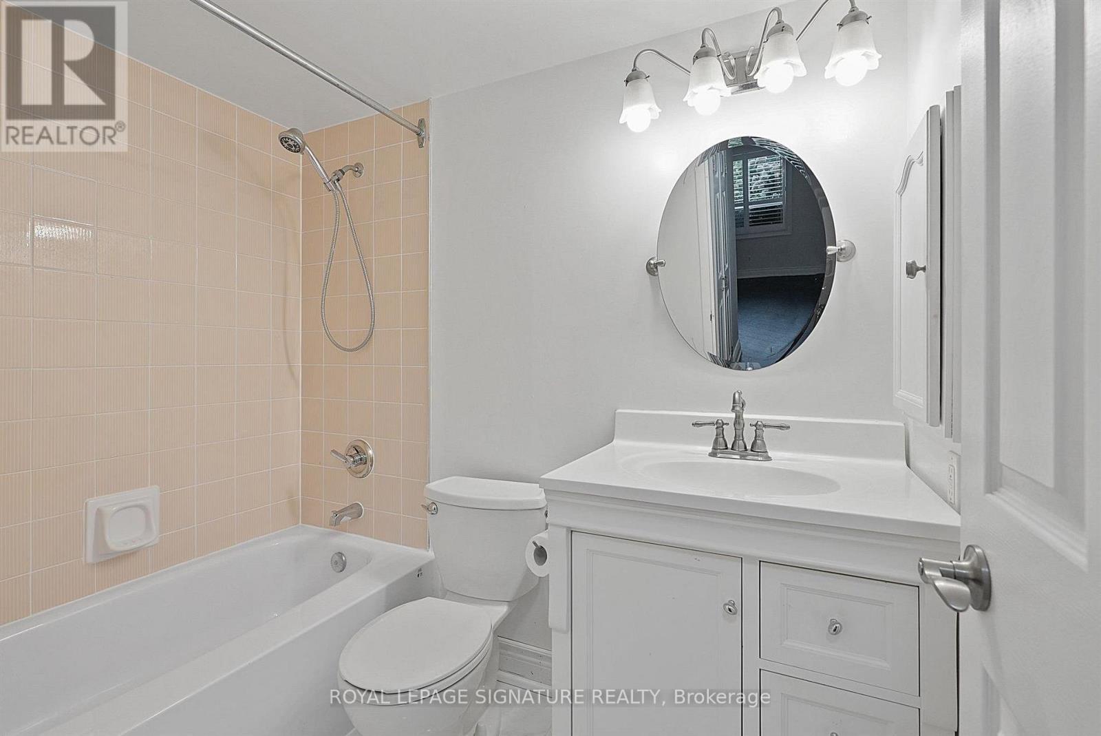 #101 2 RAYMERVILLE DRIVE - Image 28