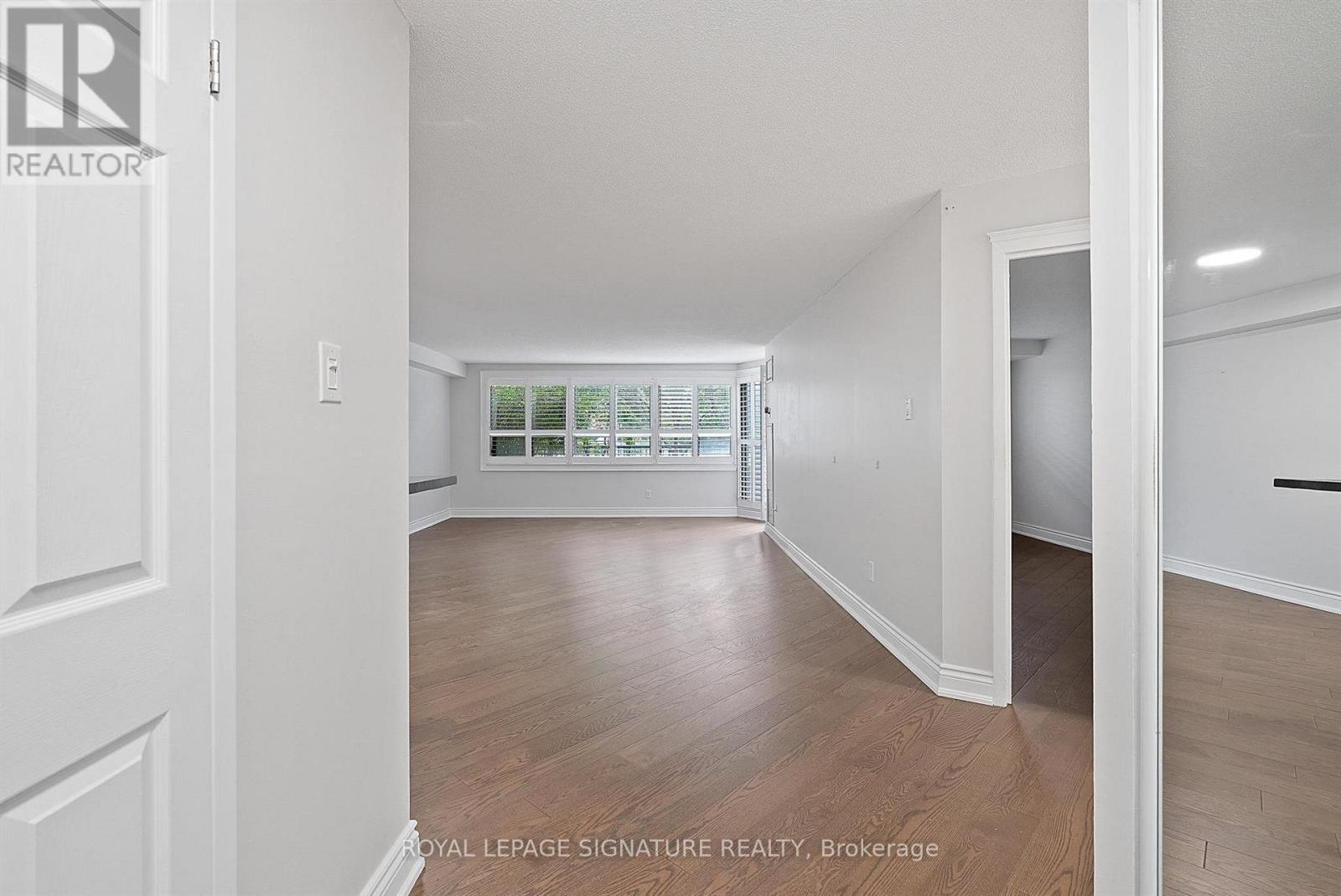 Photo of 101 - 2 RAYMERVILLE DRIVE