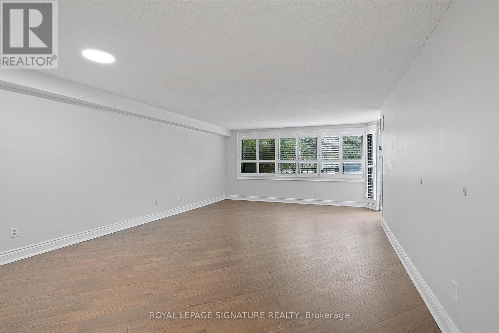 Photo of 101 - 2 RAYMERVILLE DRIVE