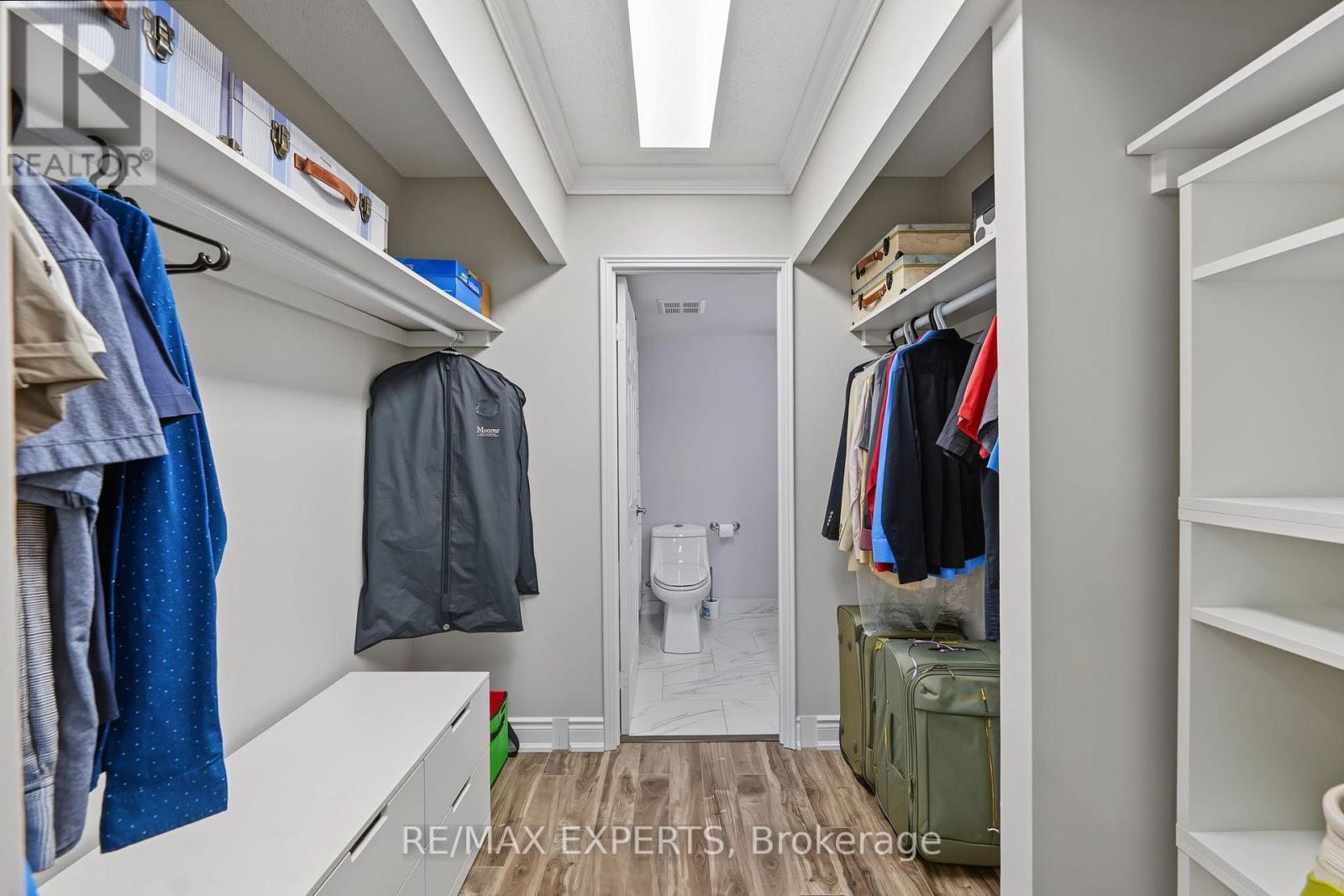 #605 5 WELDRICK ROAD W - 29