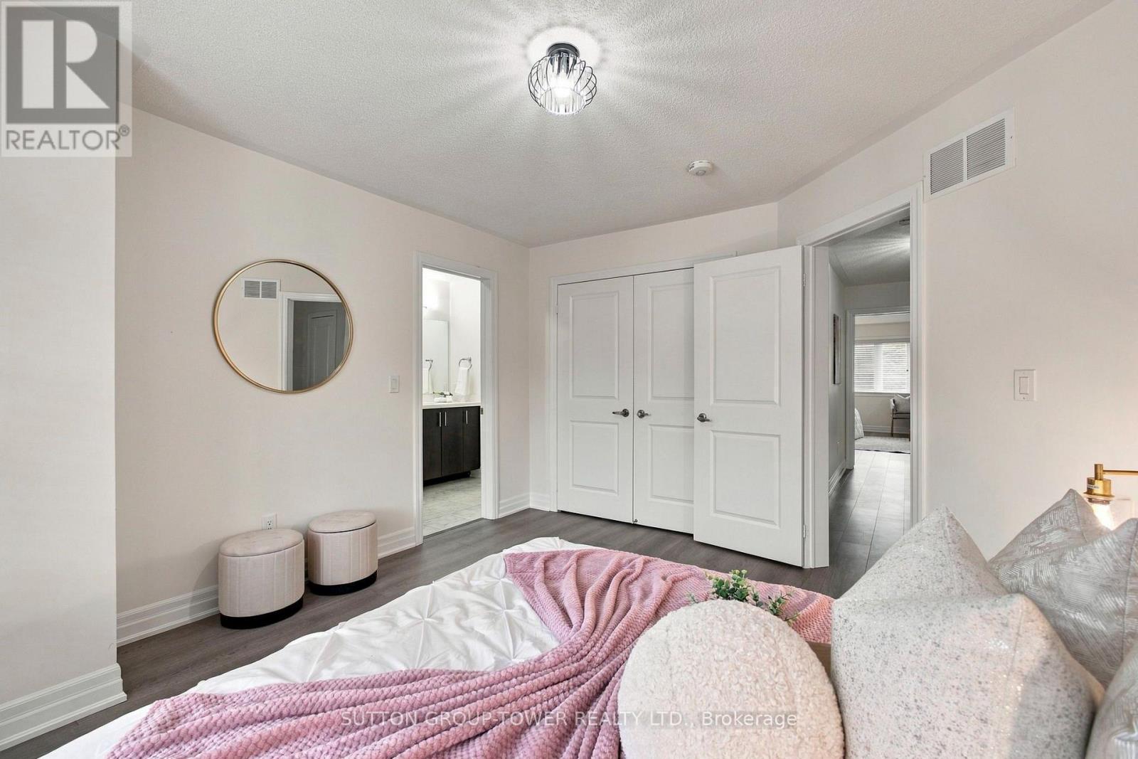 32 CYPRUS GLEN - Image 22