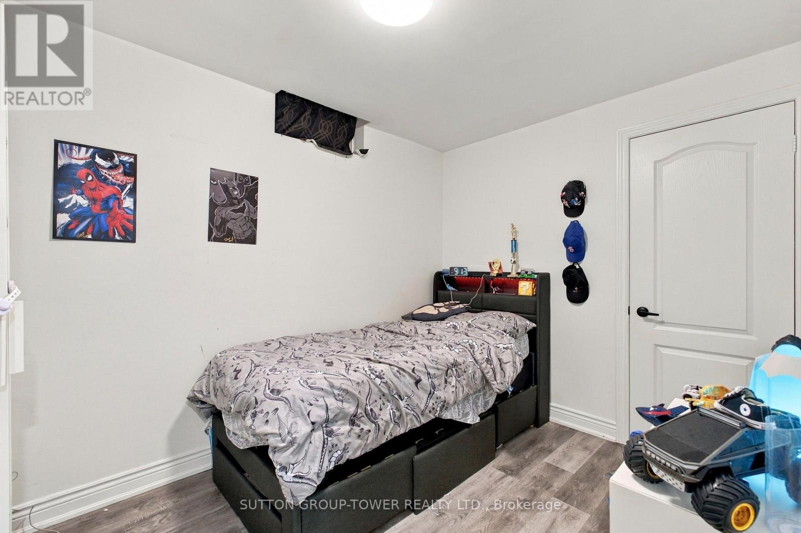 32 CYPRUS GLEN - Image 40