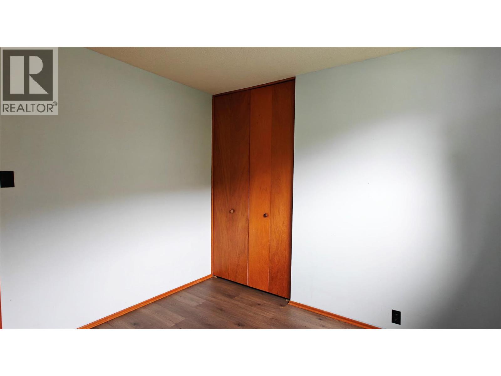610 7th Avenue - 18