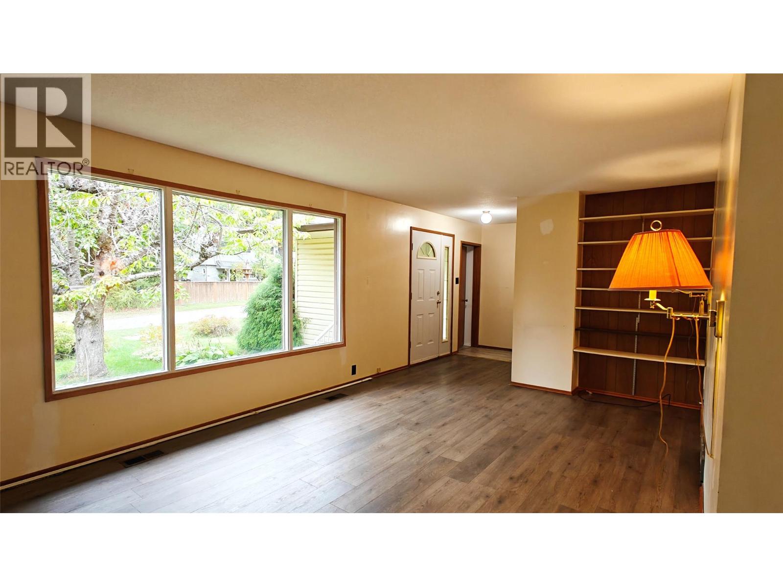 610 7th Avenue - 9
