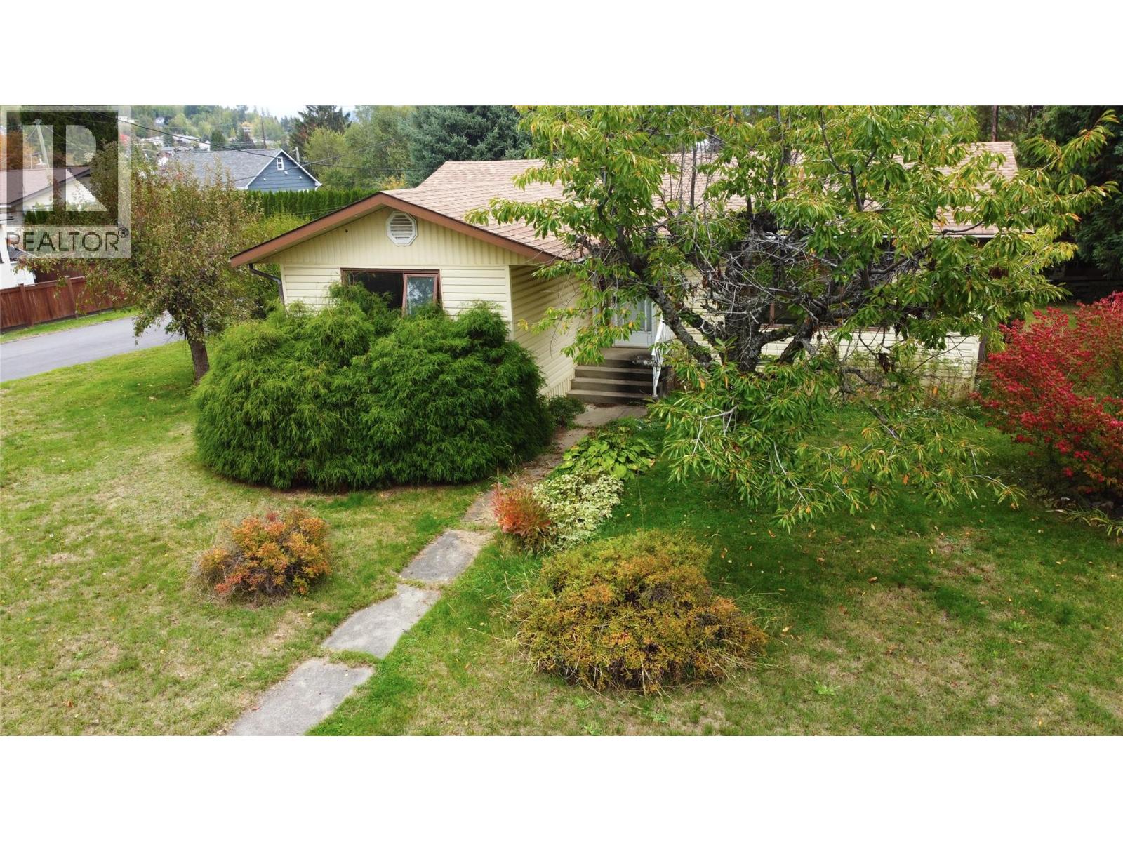 610 7th Avenue - 31