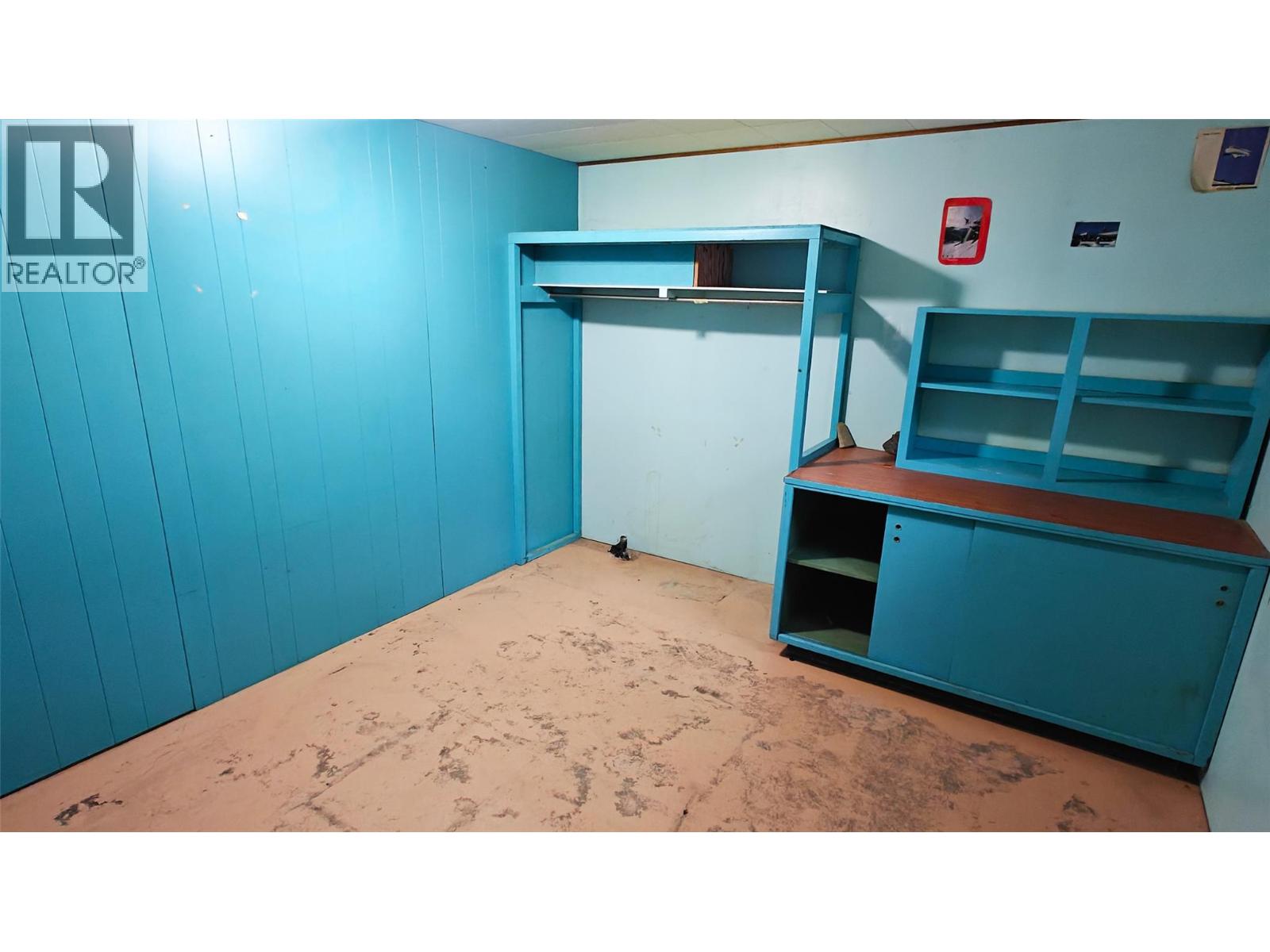 610 7th Avenue - Image 26