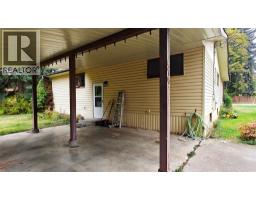 610 7th Avenue, Montrose, BC V0G1P0 Photo 30