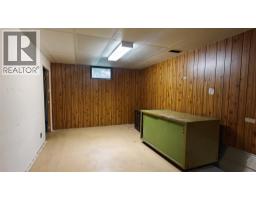 610 7th Avenue, Montrose, BC V0G1P0 Photo 24