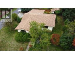 610 7th Avenue, Montrose, BC V0G1P0 Photo 32