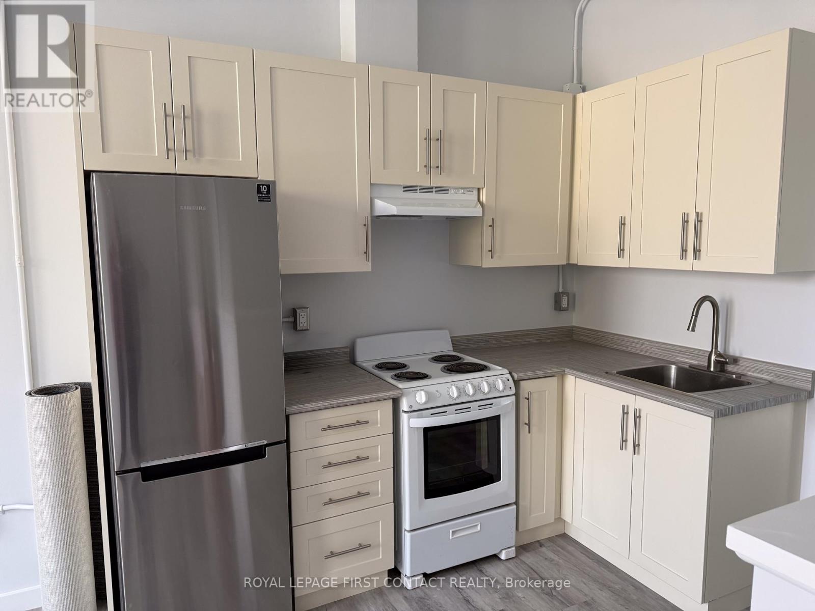 A-23 Peter Street, Orillia photo 7