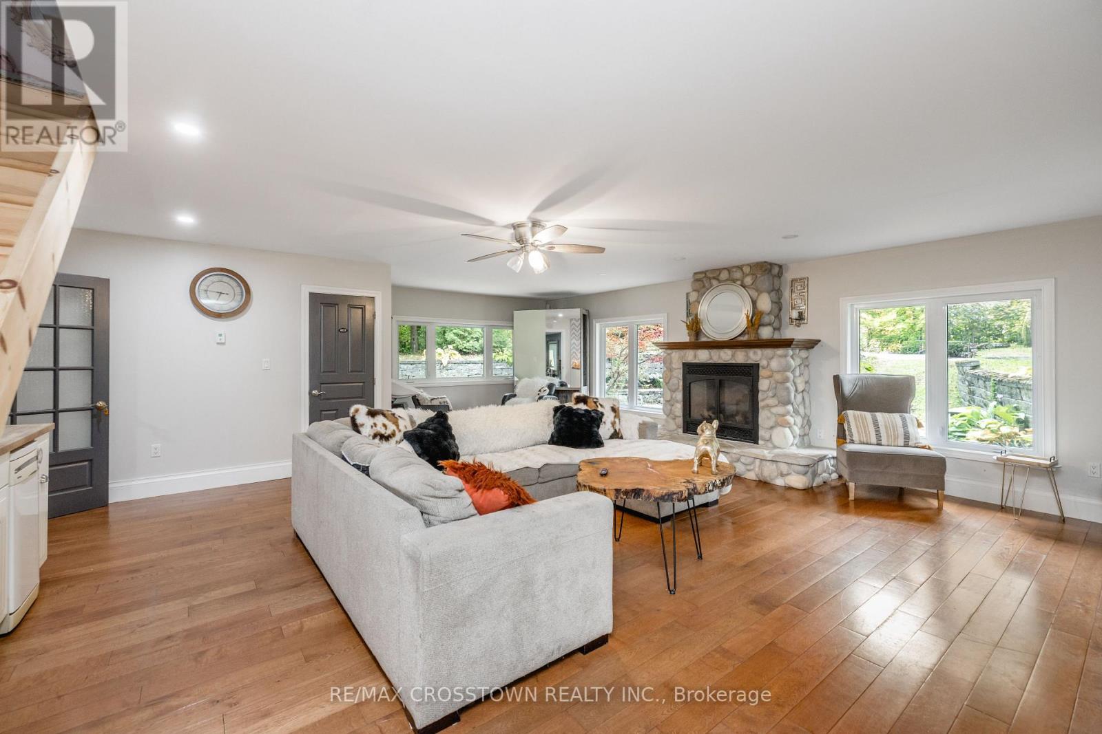 4454 ROSALYN DRIVE - 17