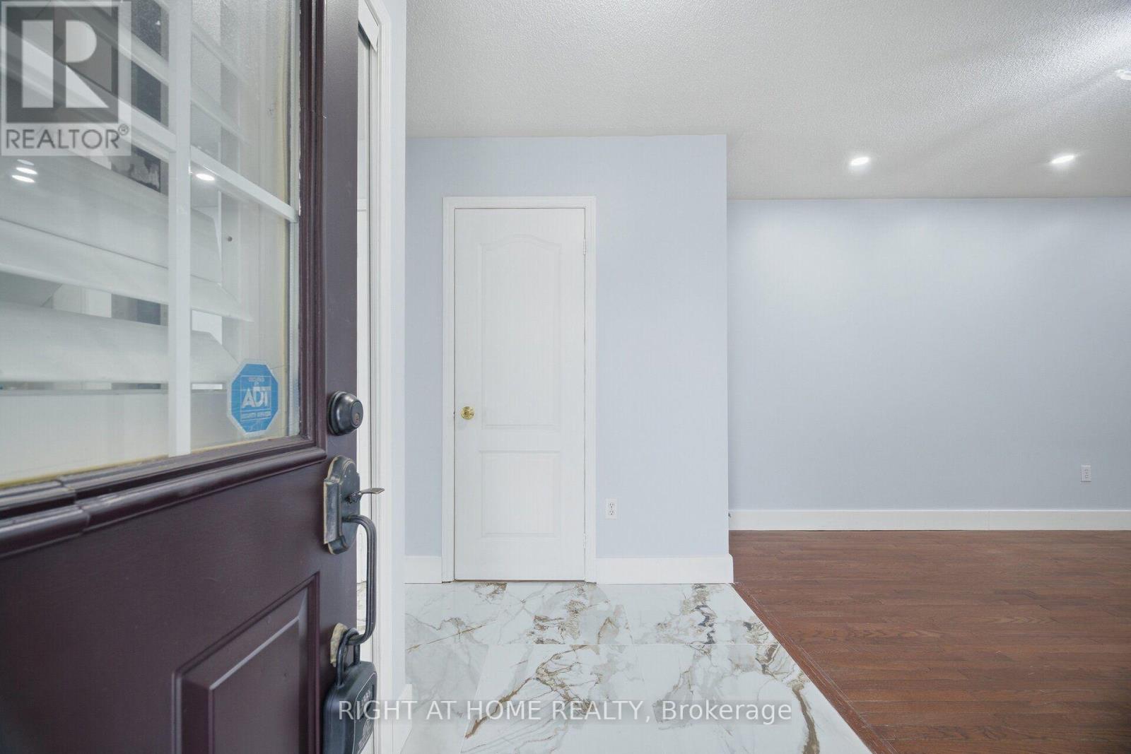 Photo of 355 BRISDALE DRIVE