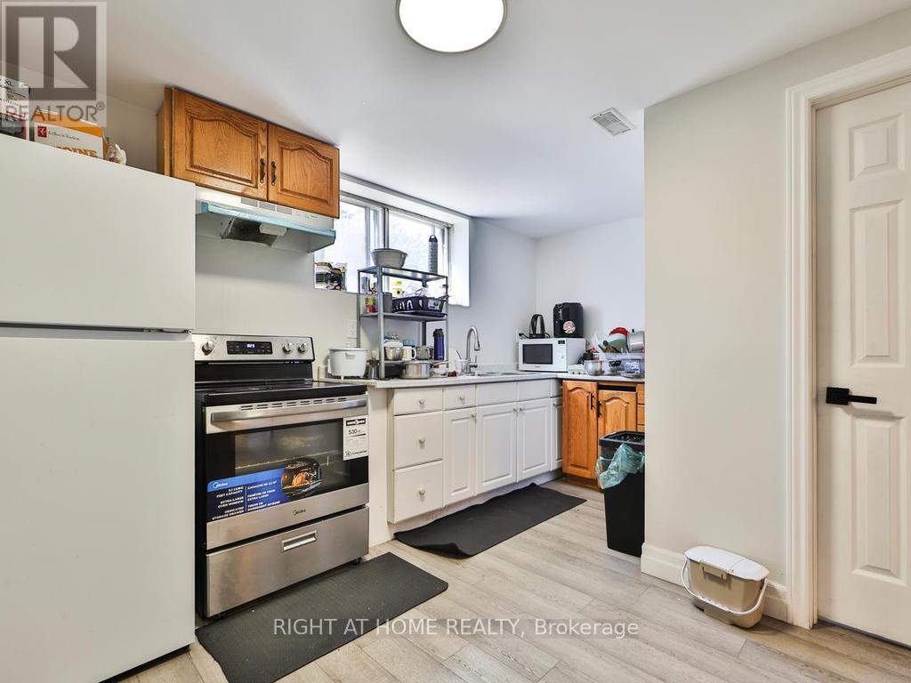 3174 Weston Road, Toronto, ON photo 29