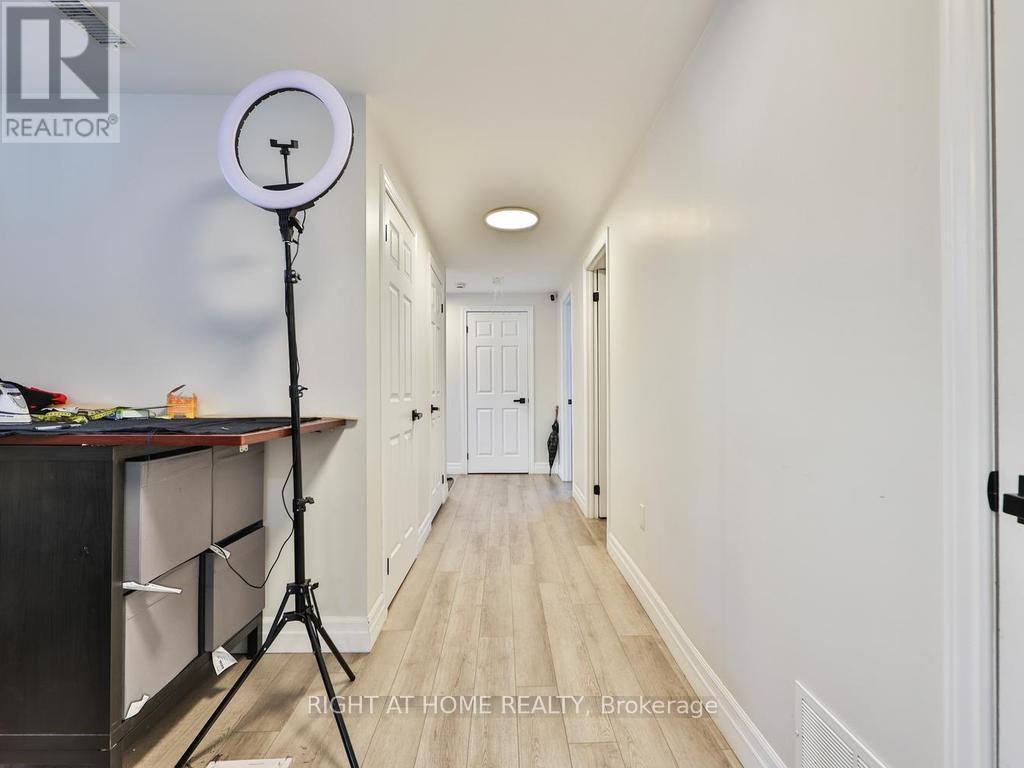 3174 Weston Road, Toronto, ON photo 32