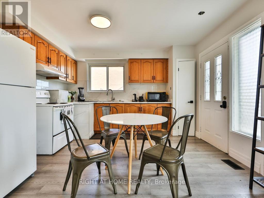 3174 WESTON ROAD - 8