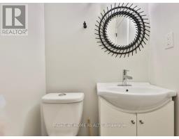 Kitchen - 3174 Weston Road, Toronto, ON M9M2T6 Photo 15