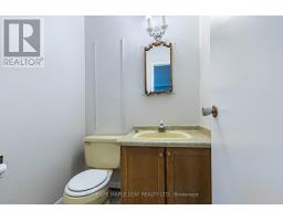16 Zealand Road, Toronto, ON M9R3W4 Photo 13