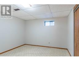 16 Zealand Road, Toronto, ON M9R3W4 Photo 24