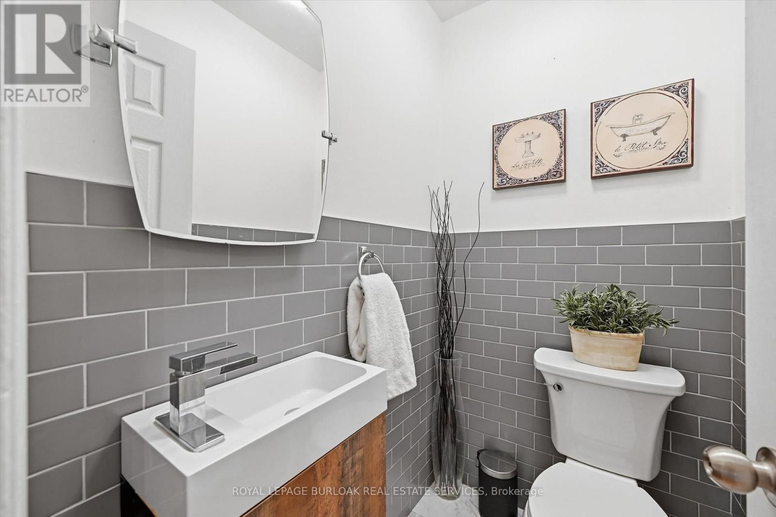 5474 SCHUELLER CRESCENT - Image 13