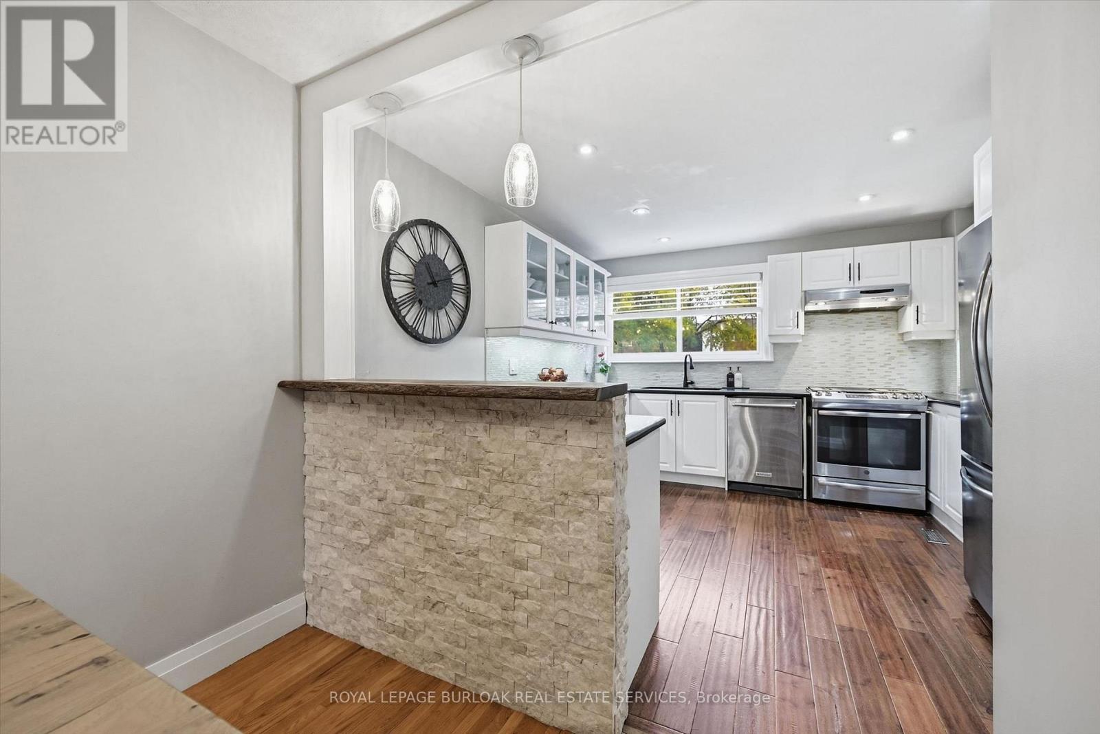 5474 SCHUELLER CRESCENT - 14