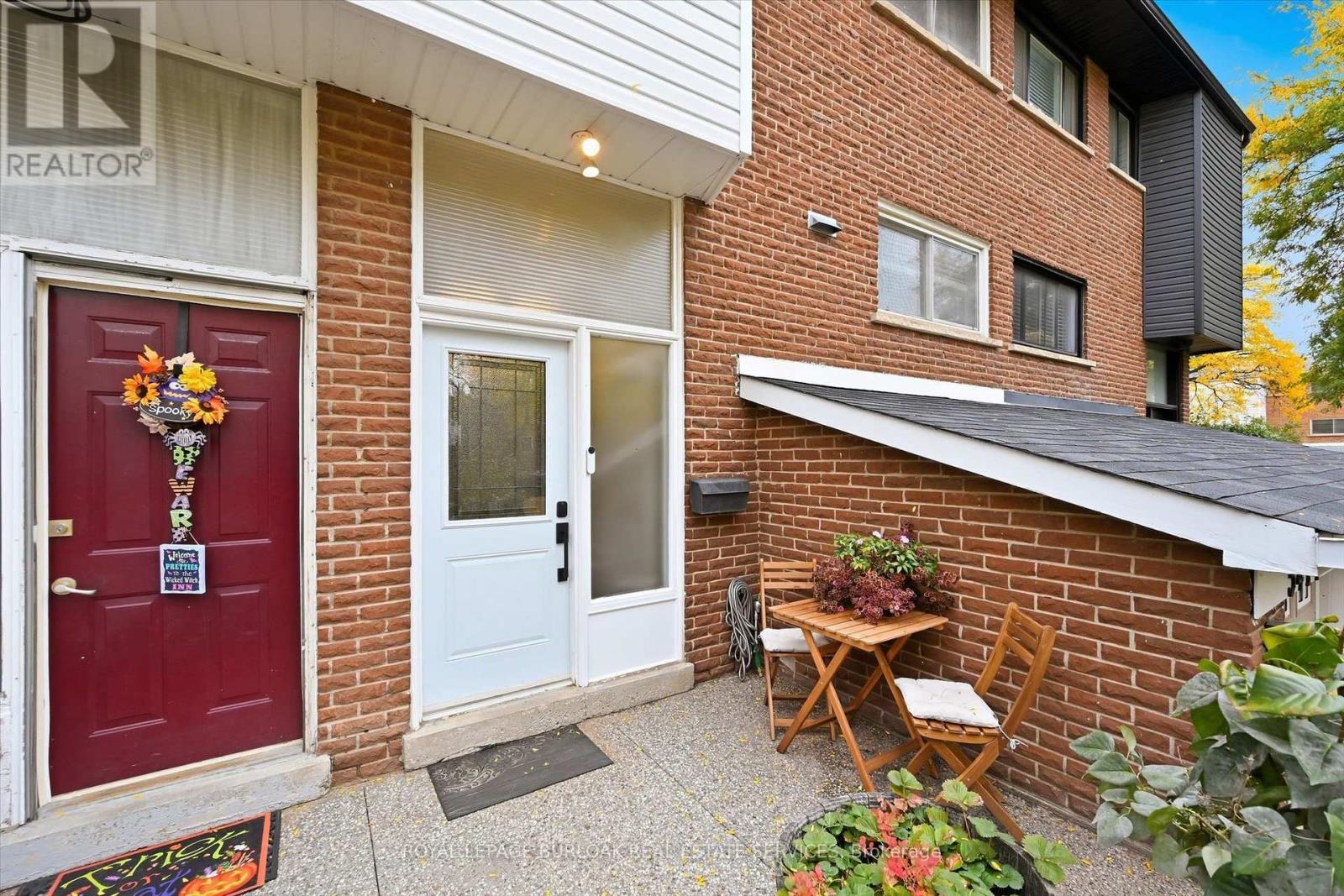 5474 SCHUELLER CRESCENT - 2