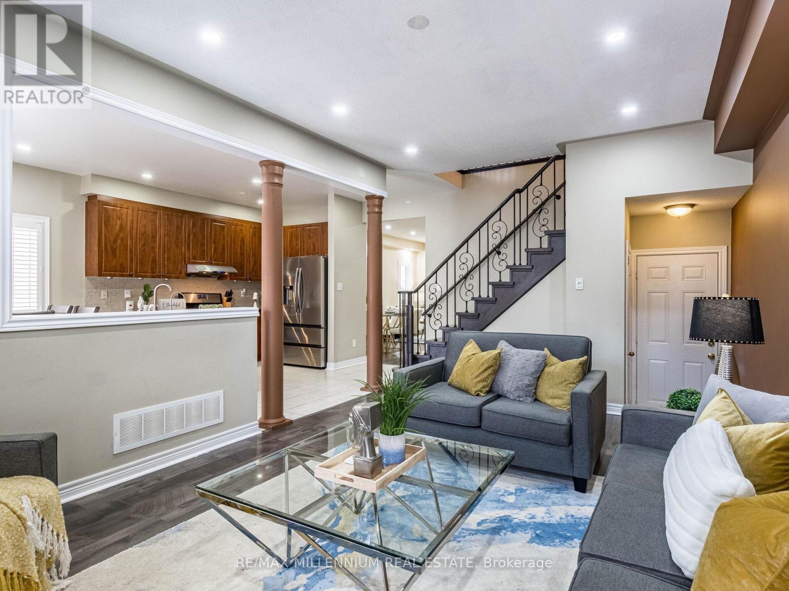 172 PEFFERLAW CIRCLE - 16