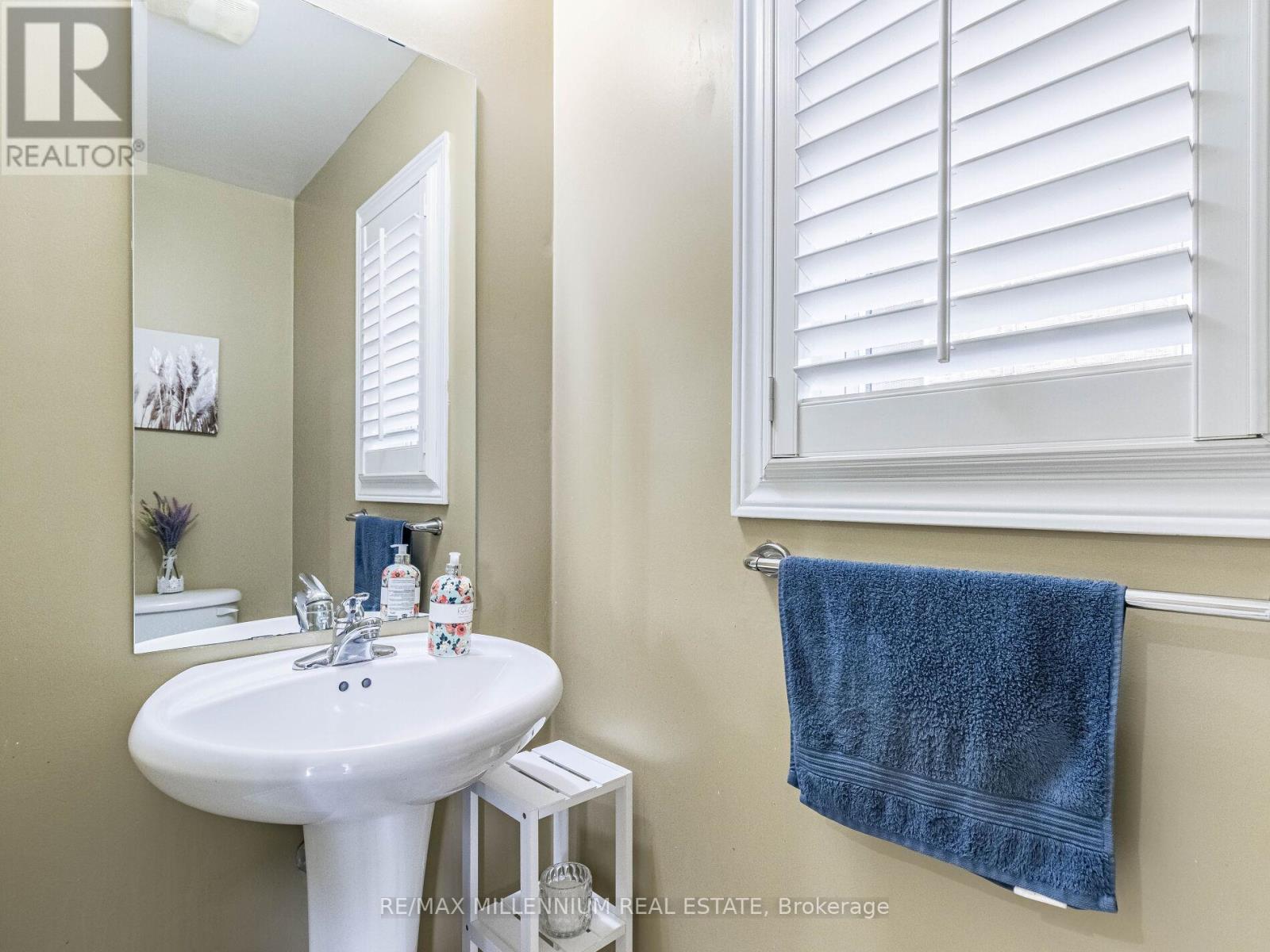 172 PEFFERLAW CIRCLE - 17
