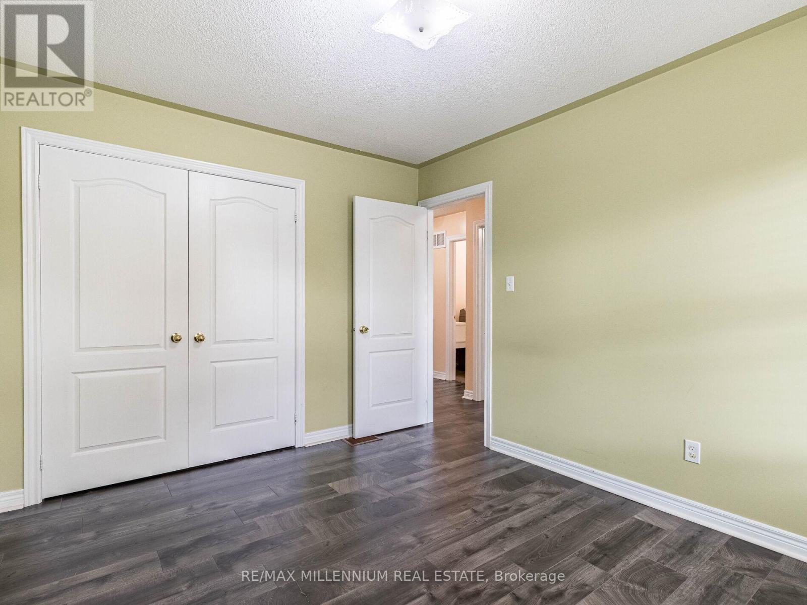 172 PEFFERLAW CIRCLE - 24