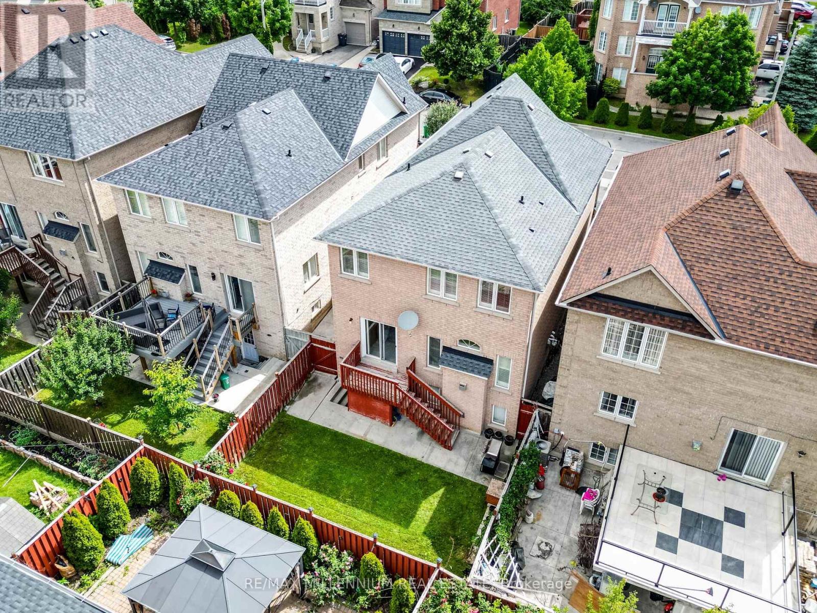 172 PEFFERLAW CIRCLE - Image 36