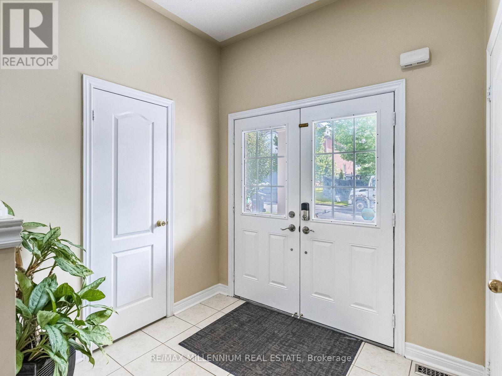 172 PEFFERLAW CIRCLE - 5